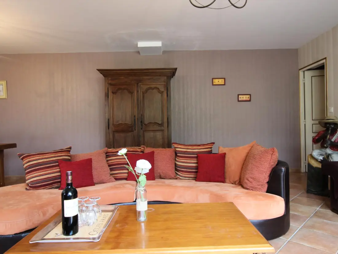 Maison de Vacances MONTSURVENT 2