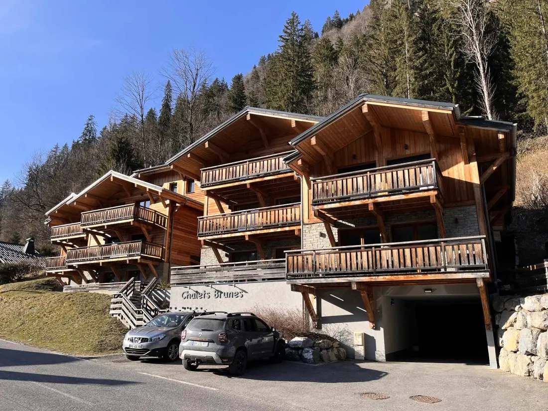 Chalets Brunes