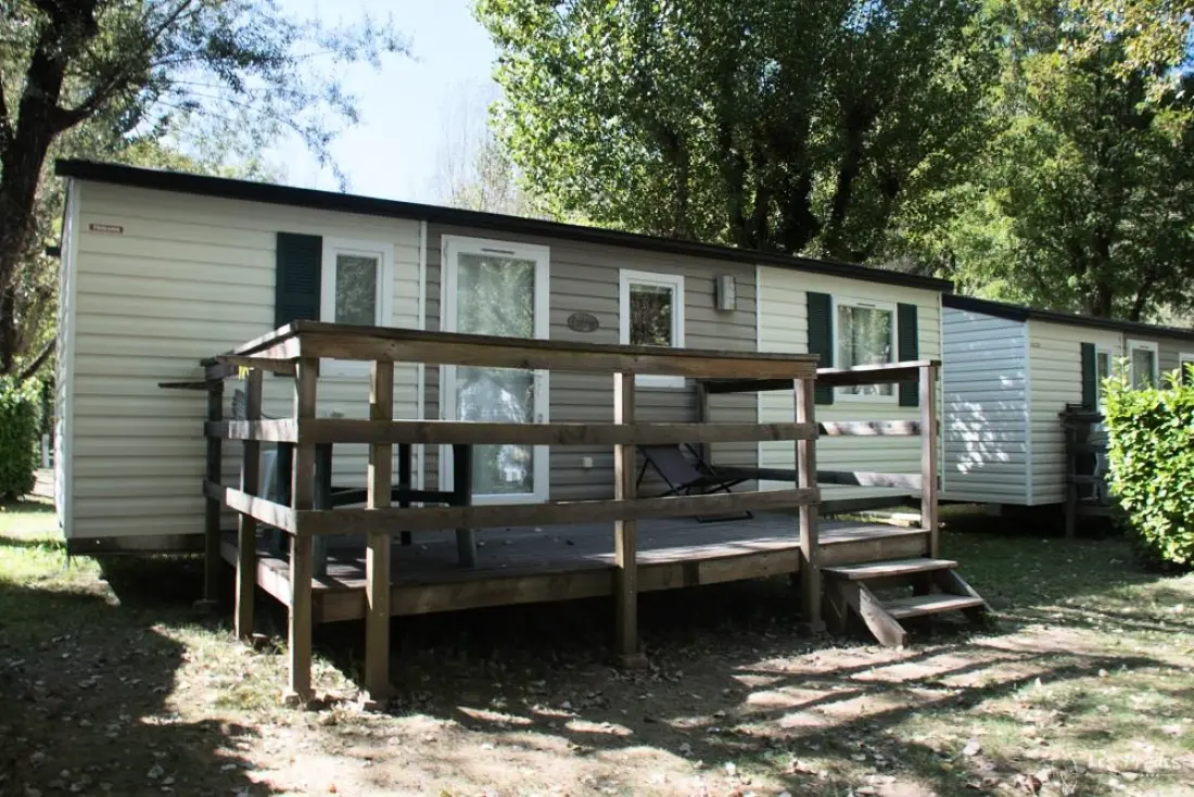 Camping LES PRADES 4 étoiles★★★★