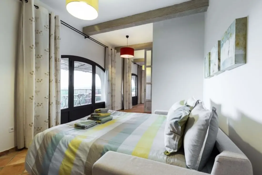 Villa De Luxe 18 Pers Avec Piscine Chauffée Près De Cannes