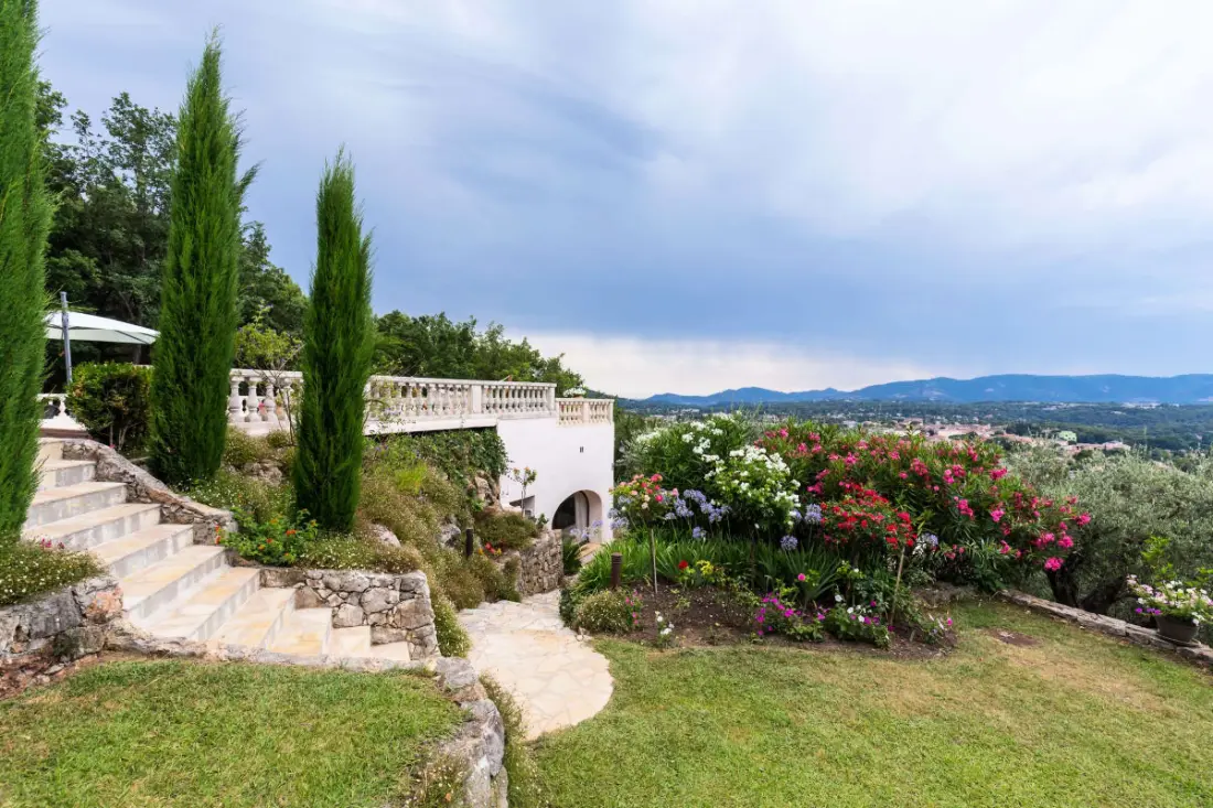 Villa De Luxe 18 Pers Avec Piscine Chauffée Près De Cannes