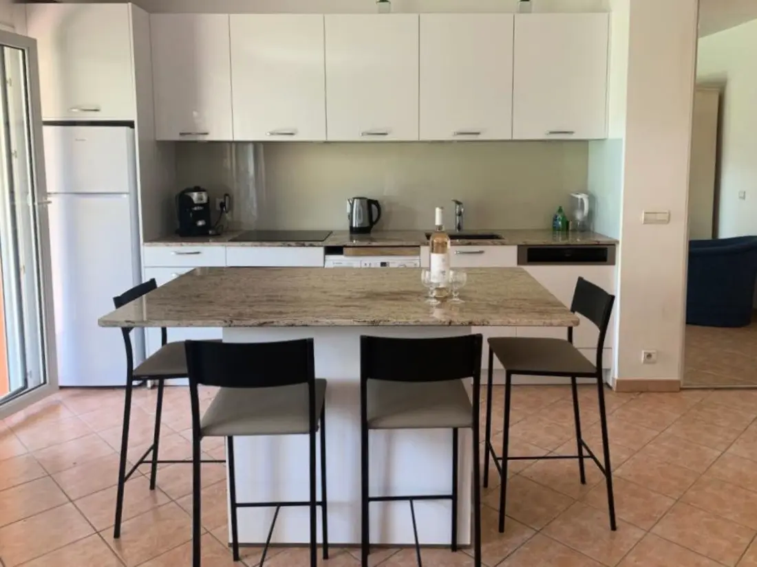 Résidence Moderne Wohnung in Mougins mit eigenem Garten