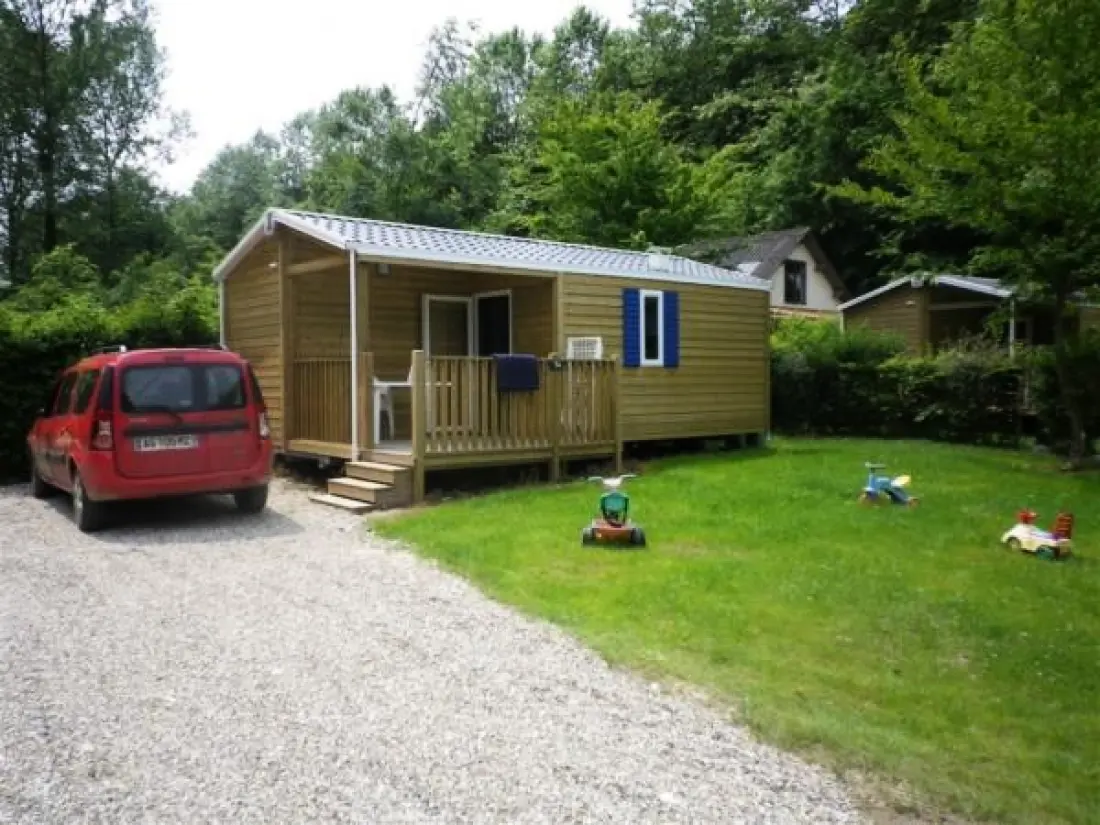 Camping Paradis Le Val de Trie 4 étoiles★★★★