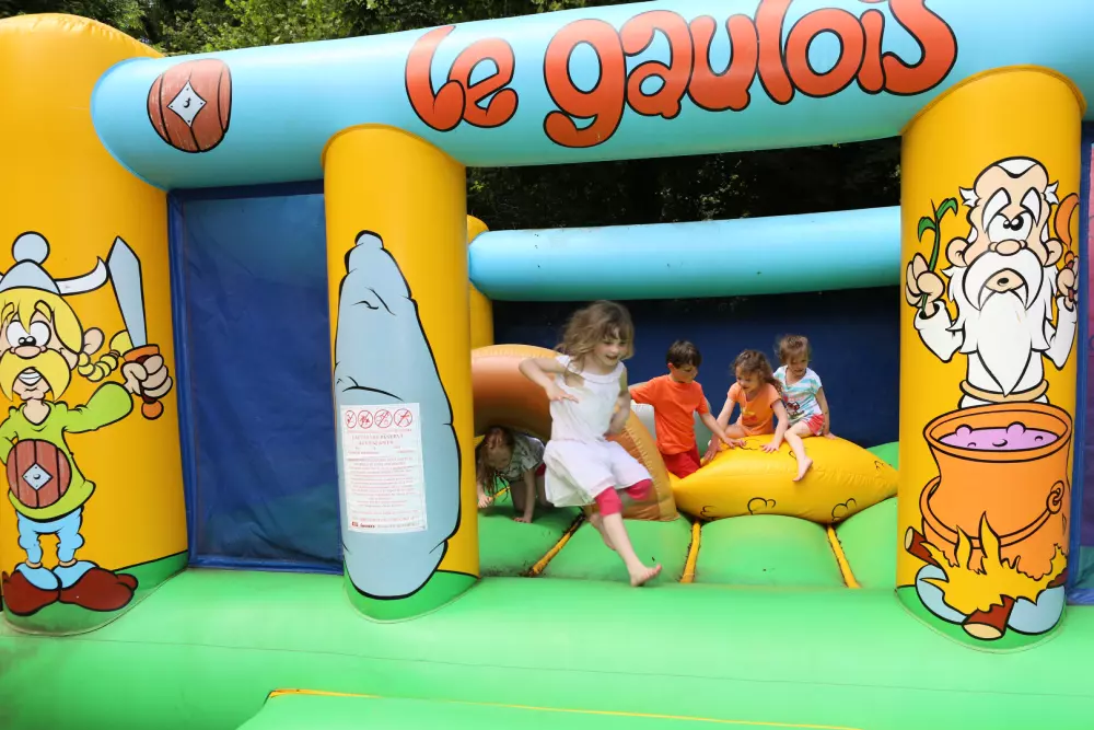 Camping Paradis Le Val de Trie4 étoiles★★★★