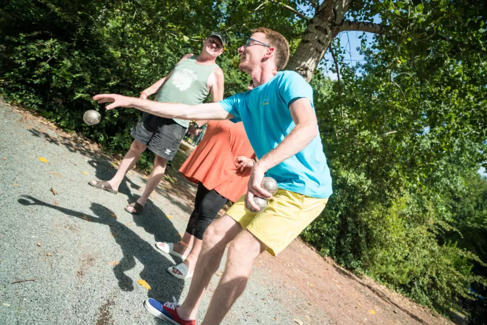 Camping Paradis Le Val de Trie4 étoiles★★★★