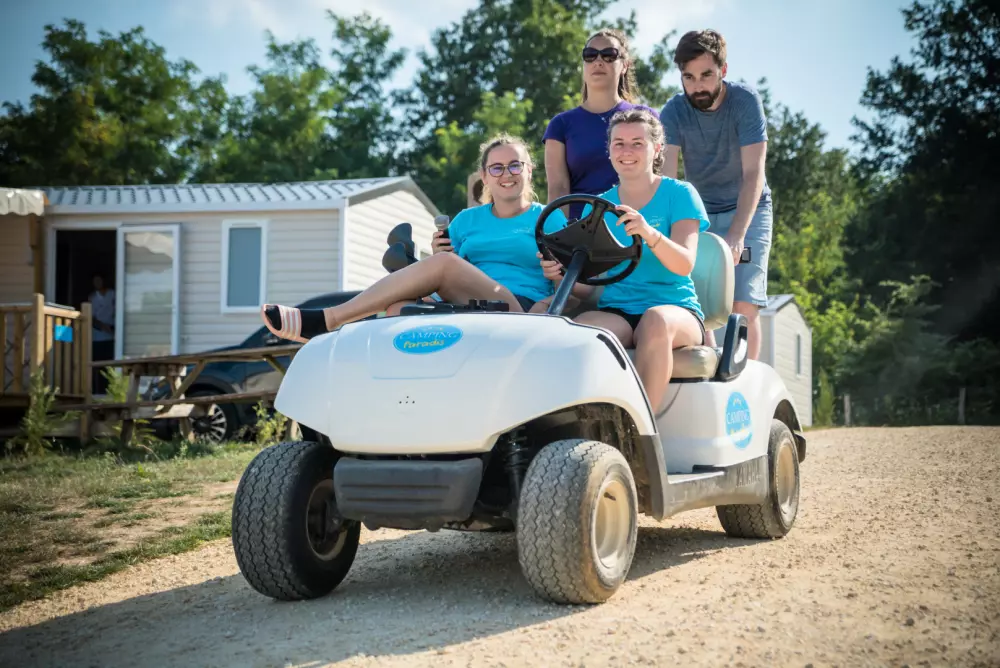 Camping Paradis Le Val de Trie4 étoiles★★★★