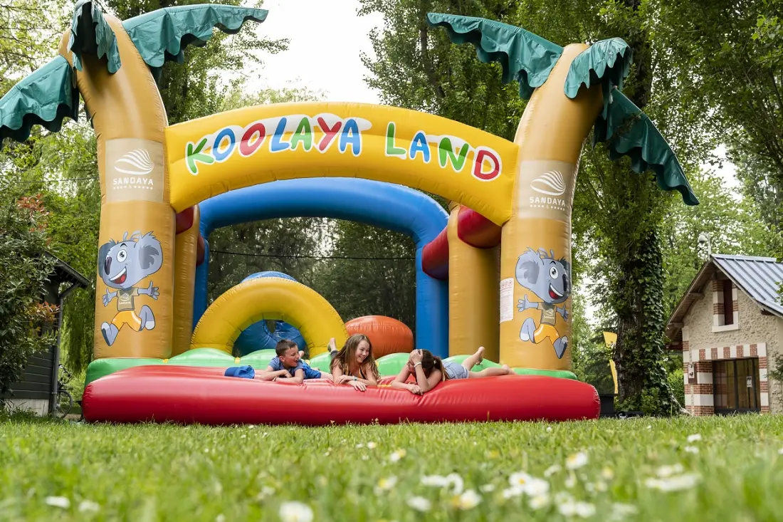Camping Château des Marais 51 étoiles★