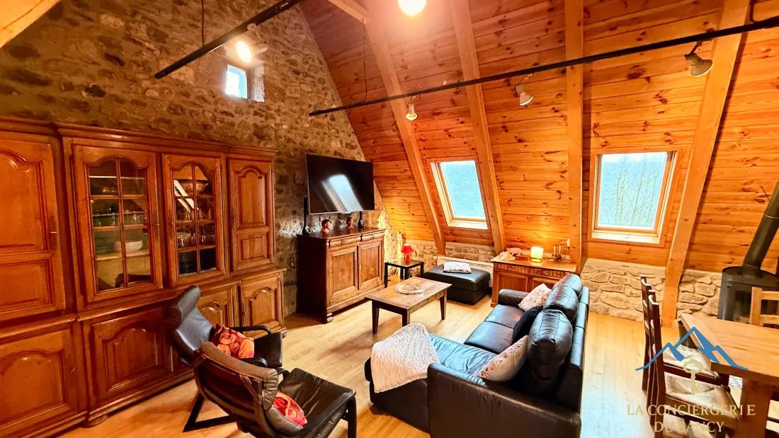 Maison à Murat Le Quaire