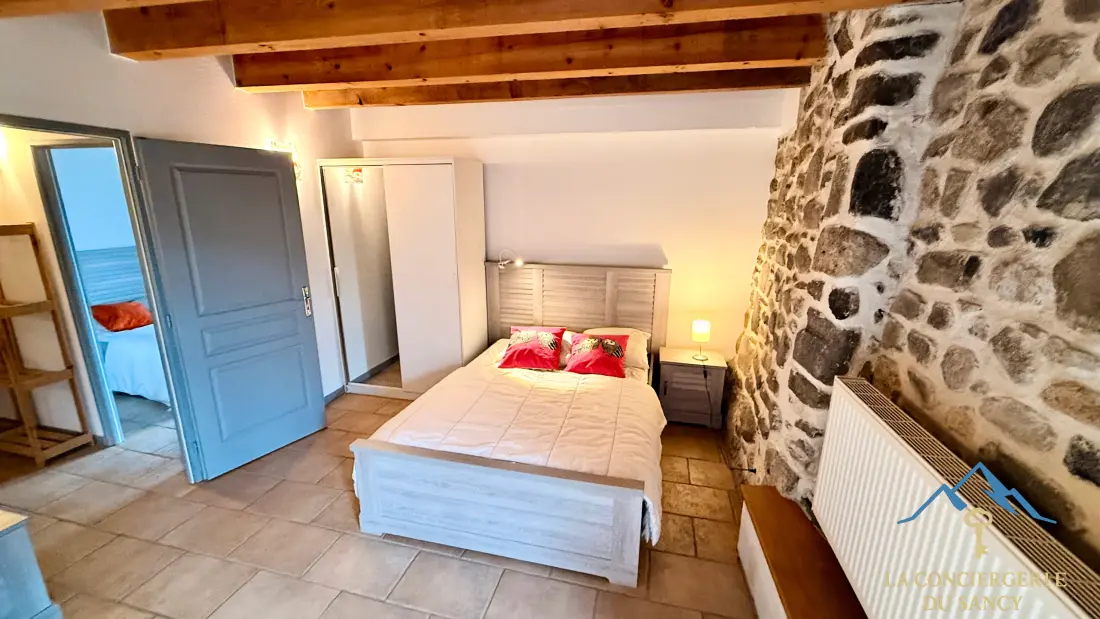 Maison à Murat Le Quaire