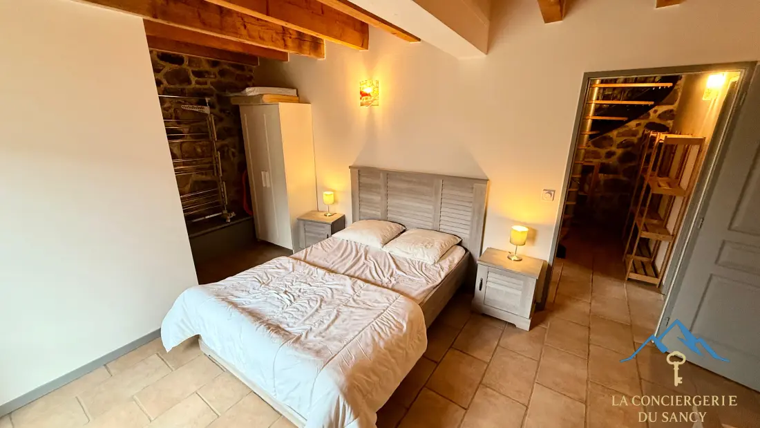 Maison à Murat Le Quaire