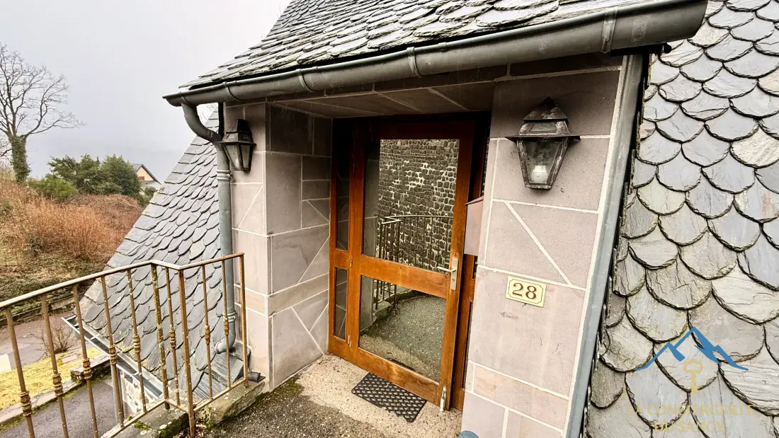 Maison à Murat Le Quaire