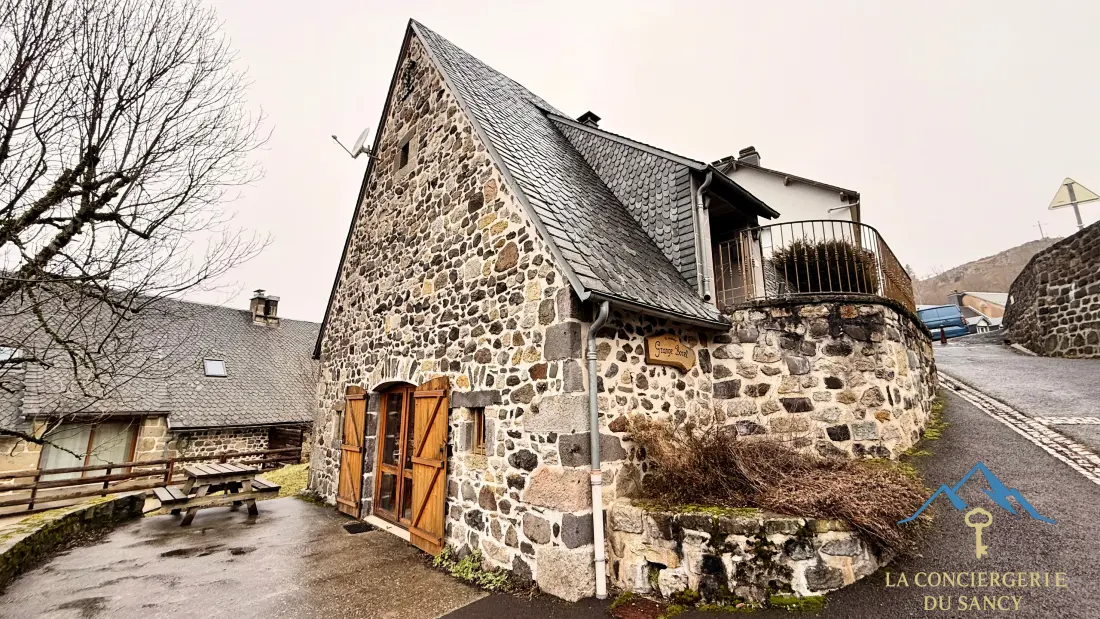 Maison à Murat Le Quaire