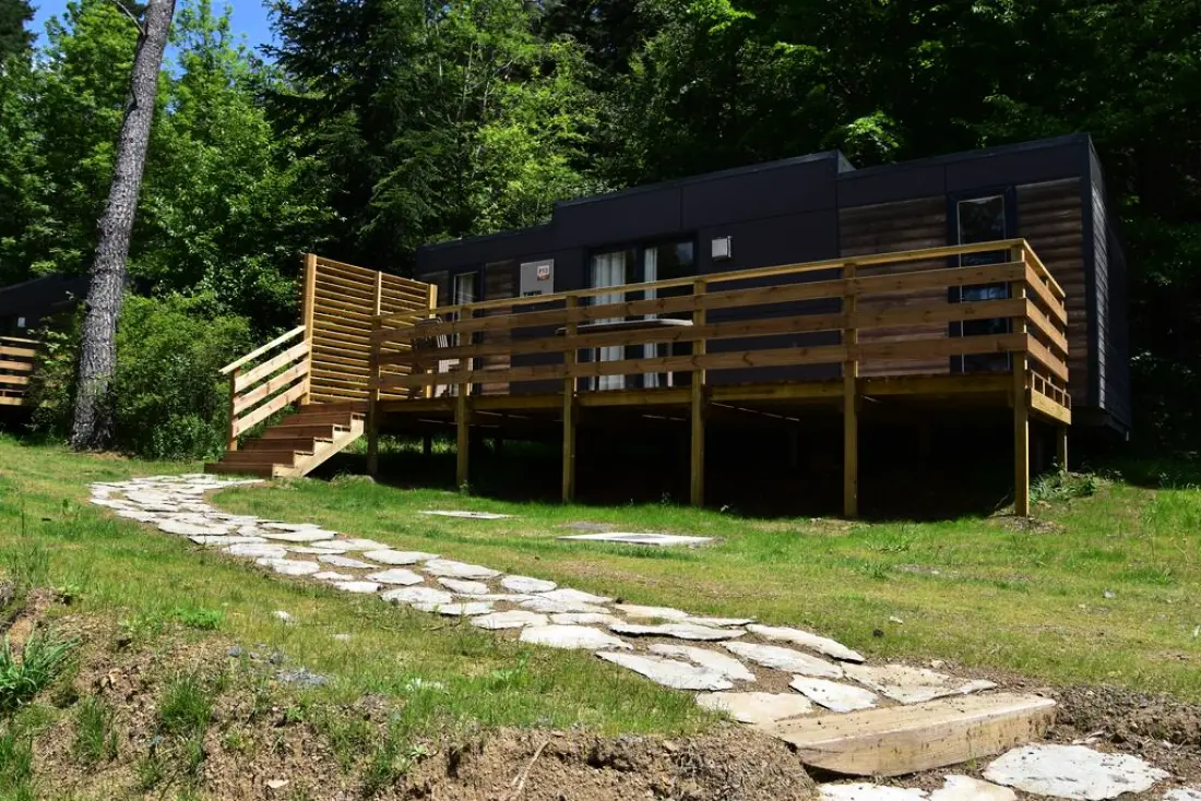 Village Vacances du Lac Chambon 3 étoiles★★★