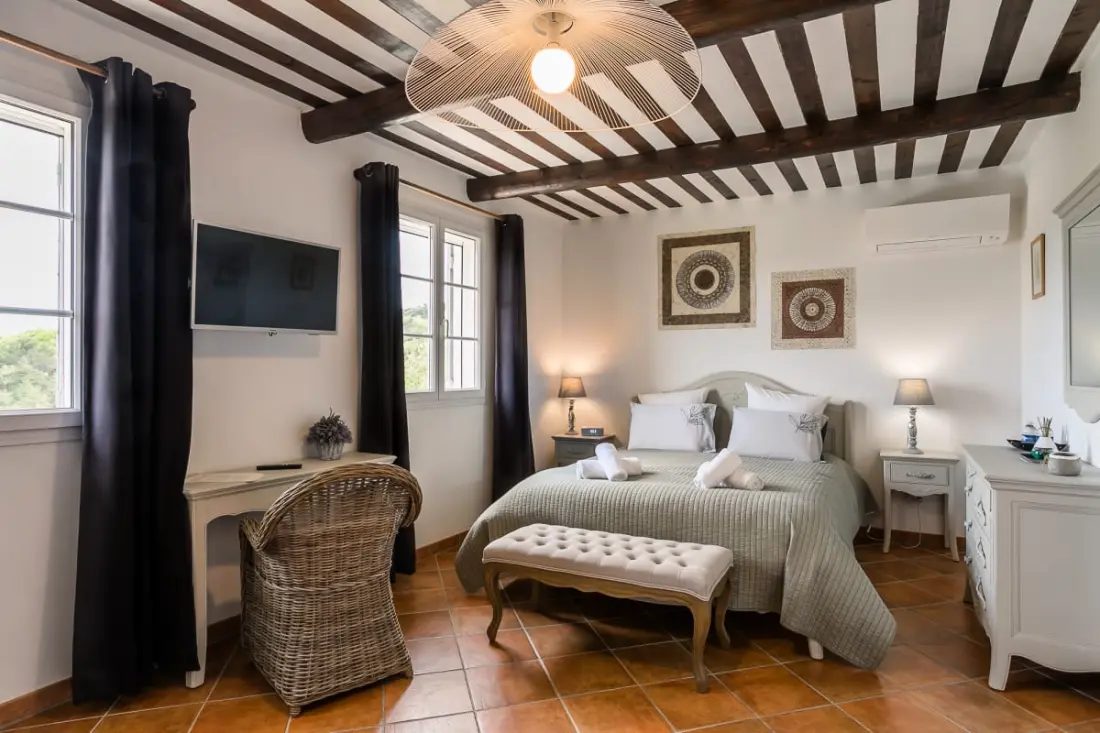 La Bastide Vallonia — Luxe Et Sérénité Au Cœur Du Luberon.