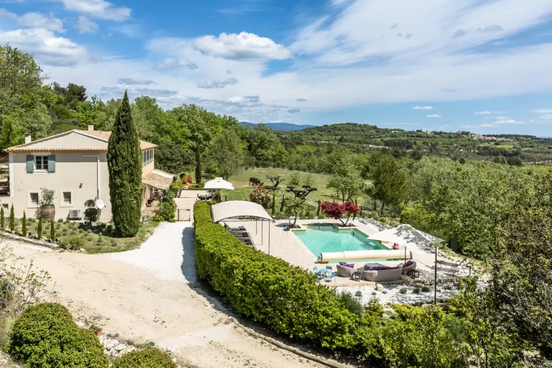 La Bastide Vallonia — Luxe Et Sérénité Au Cœur Du Luberon.