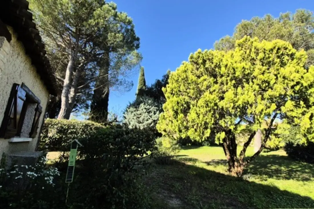 Villa Avec Jardin Près De Montpellier