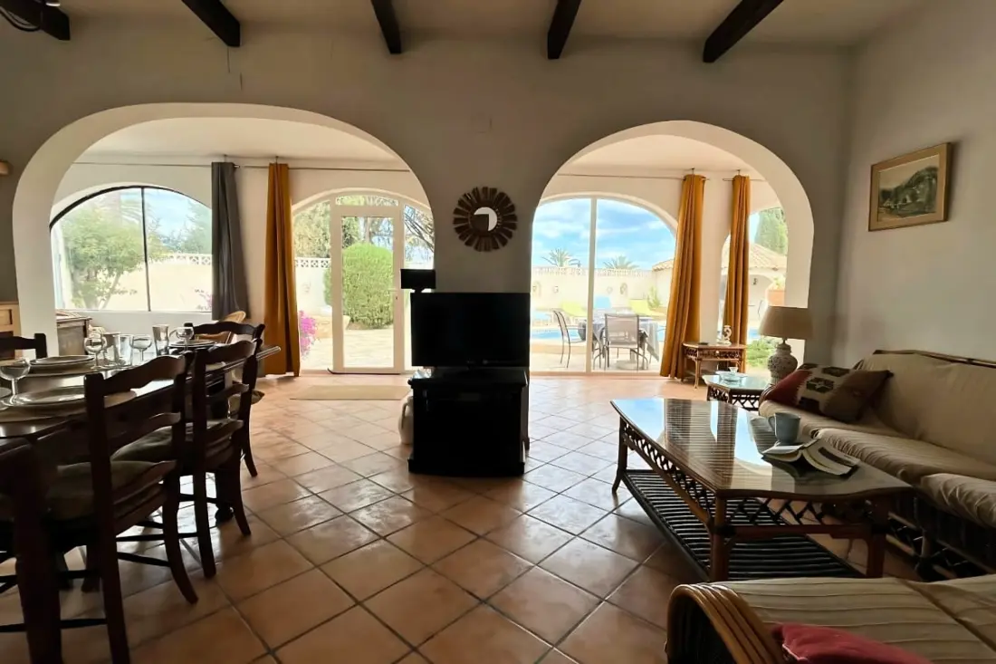 Authentique Finca Espagnole Avec Piscine Privée Et Jardin