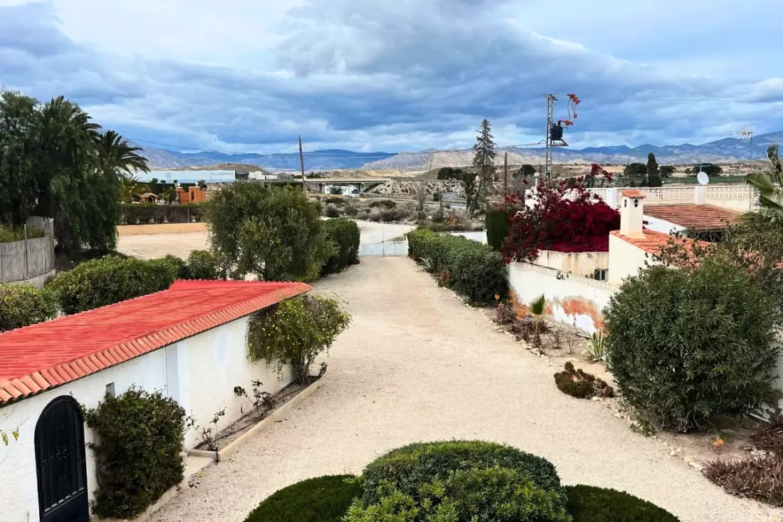 Authentique Finca Espagnole Avec Piscine Privée Et Jardin