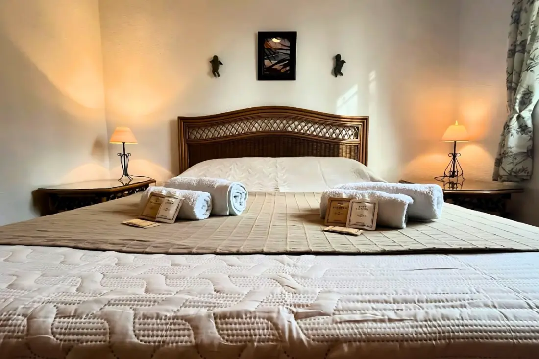 Authentique Finca Espagnole Avec Piscine Privée Et Jardin