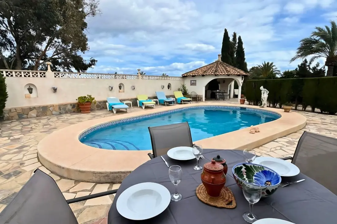 Authentique Finca Espagnole Avec Piscine Privée Et Jardin