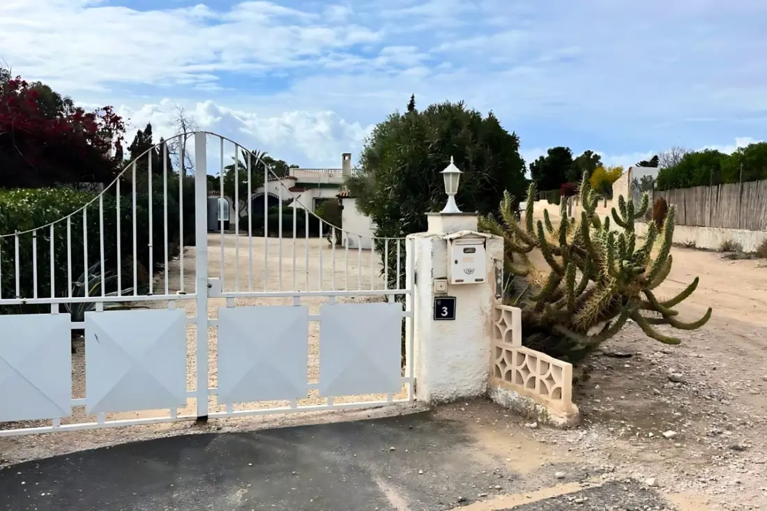 Authentique Finca Espagnole Avec Piscine Privée Et Jardin