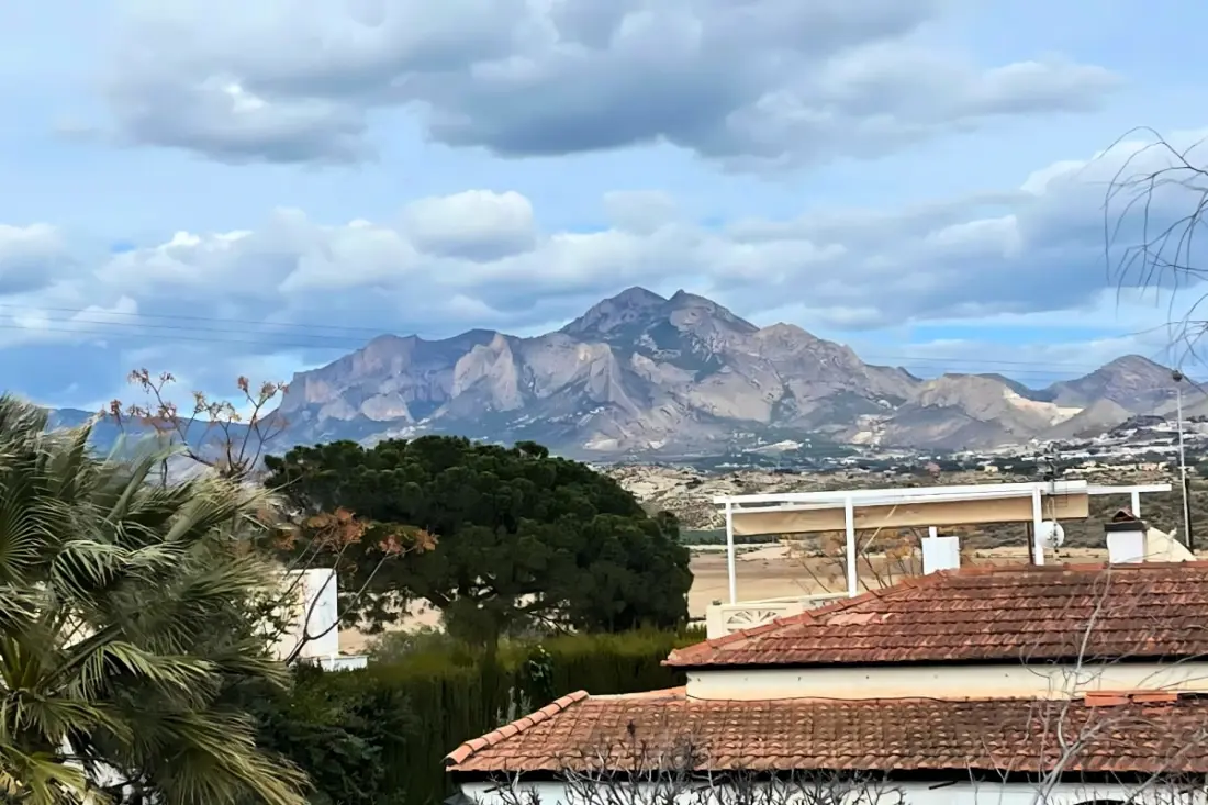 Authentique Finca Espagnole Avec Piscine Privée Et Jardin