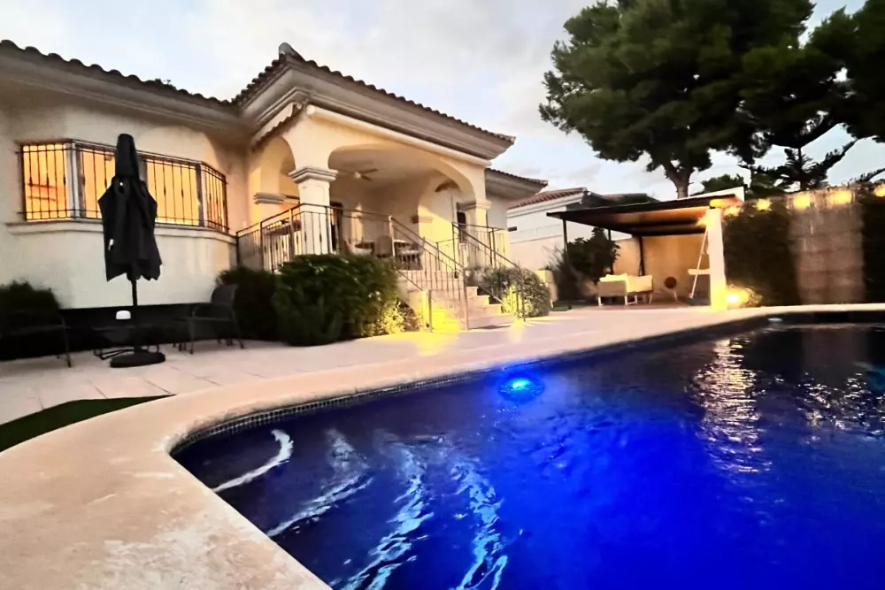 Magnifique Villa Avec Piscine Privée - Golf  Bonalba !
