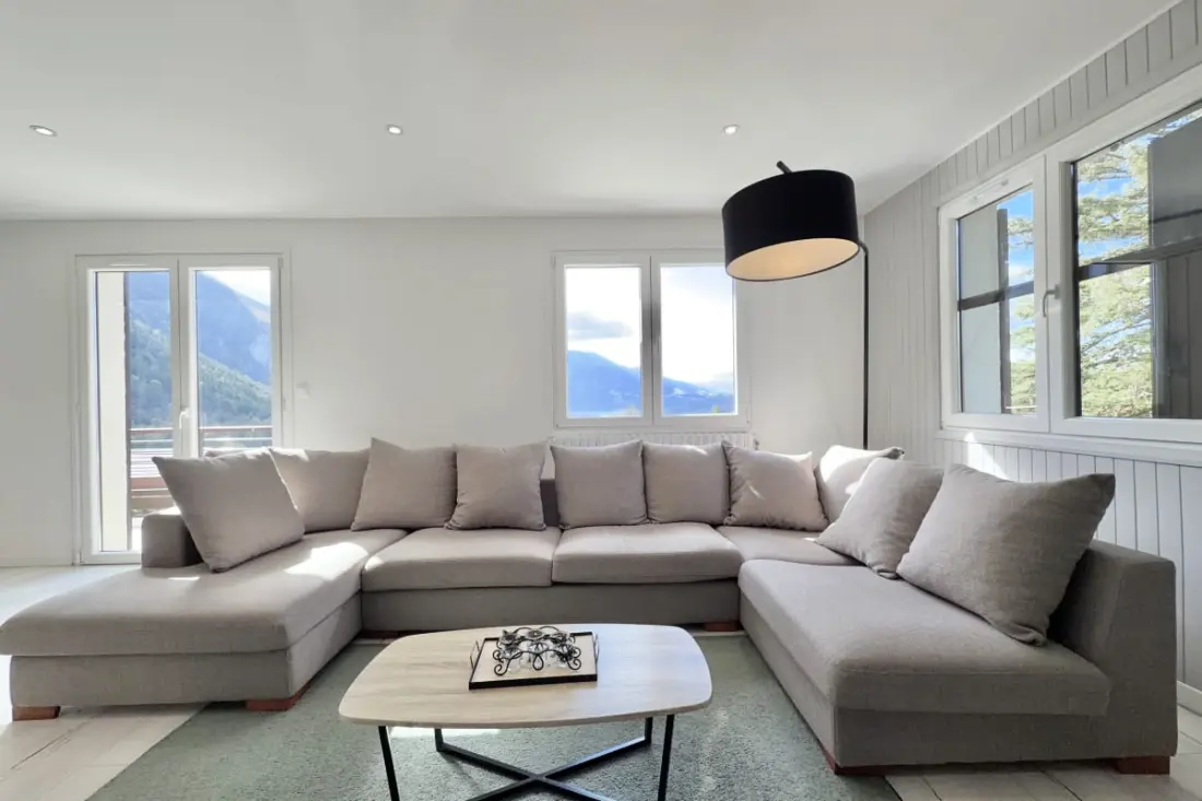 Confortable Chalet - Vue Sur Le Lac D’aiguebelette
