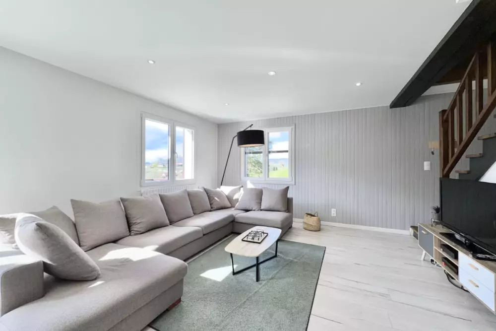 Confortable Chalet - Vue Sur Le Lac D’aiguebelette