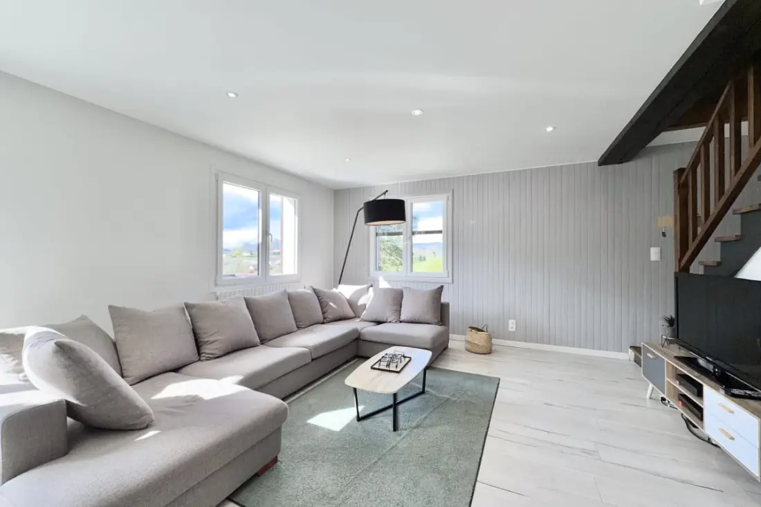 Confortable Chalet - Vue Sur Le Lac D’aiguebelette