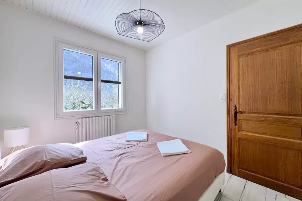 Confortable Chalet - Vue Sur Le Lac D’aiguebelette