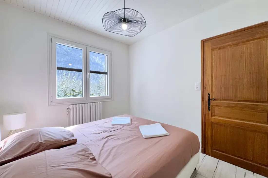 Confortable Chalet - Vue Sur Le Lac D’aiguebelette