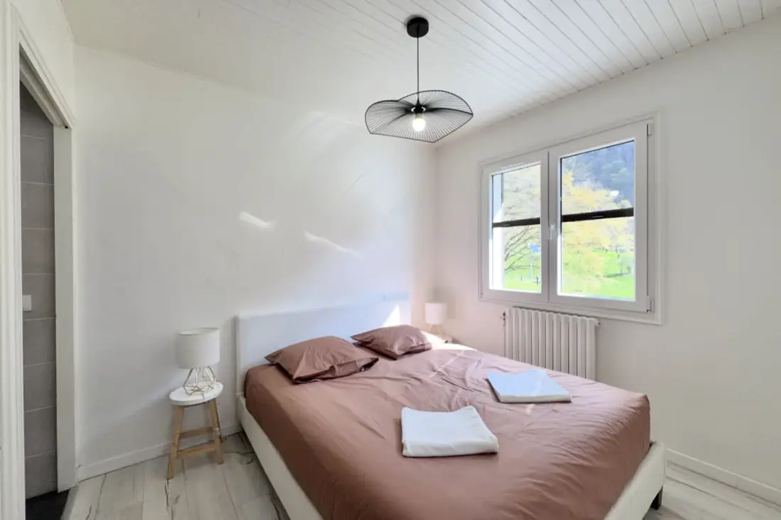 Confortable Chalet - Vue Sur Le Lac D’aiguebelette