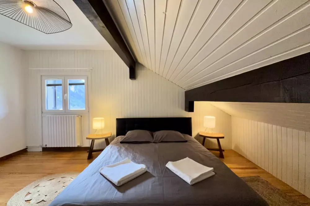 Confortable Chalet - Vue Sur Le Lac D’aiguebelette