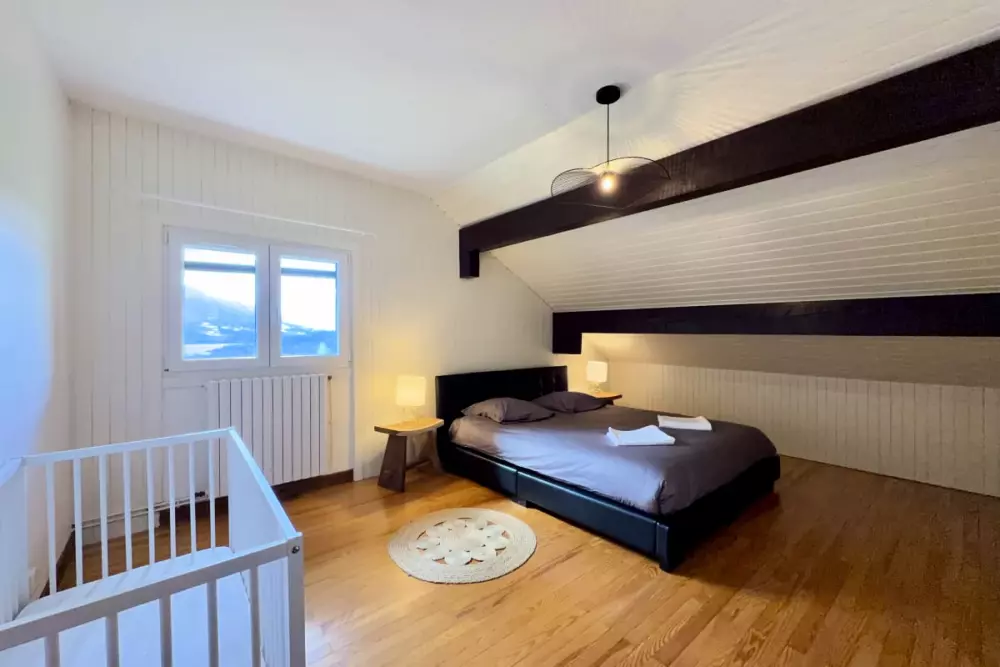 Confortable Chalet - Vue Sur Le Lac D’aiguebelette