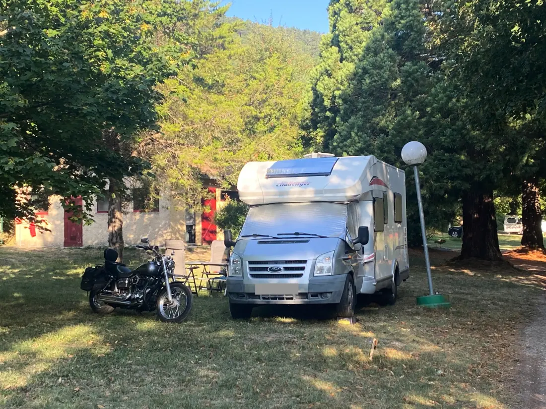 Camping Des Deux Séquoias 1 étoiles★