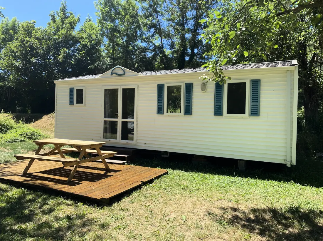 Camping Des Deux Séquoias 1 étoiles★