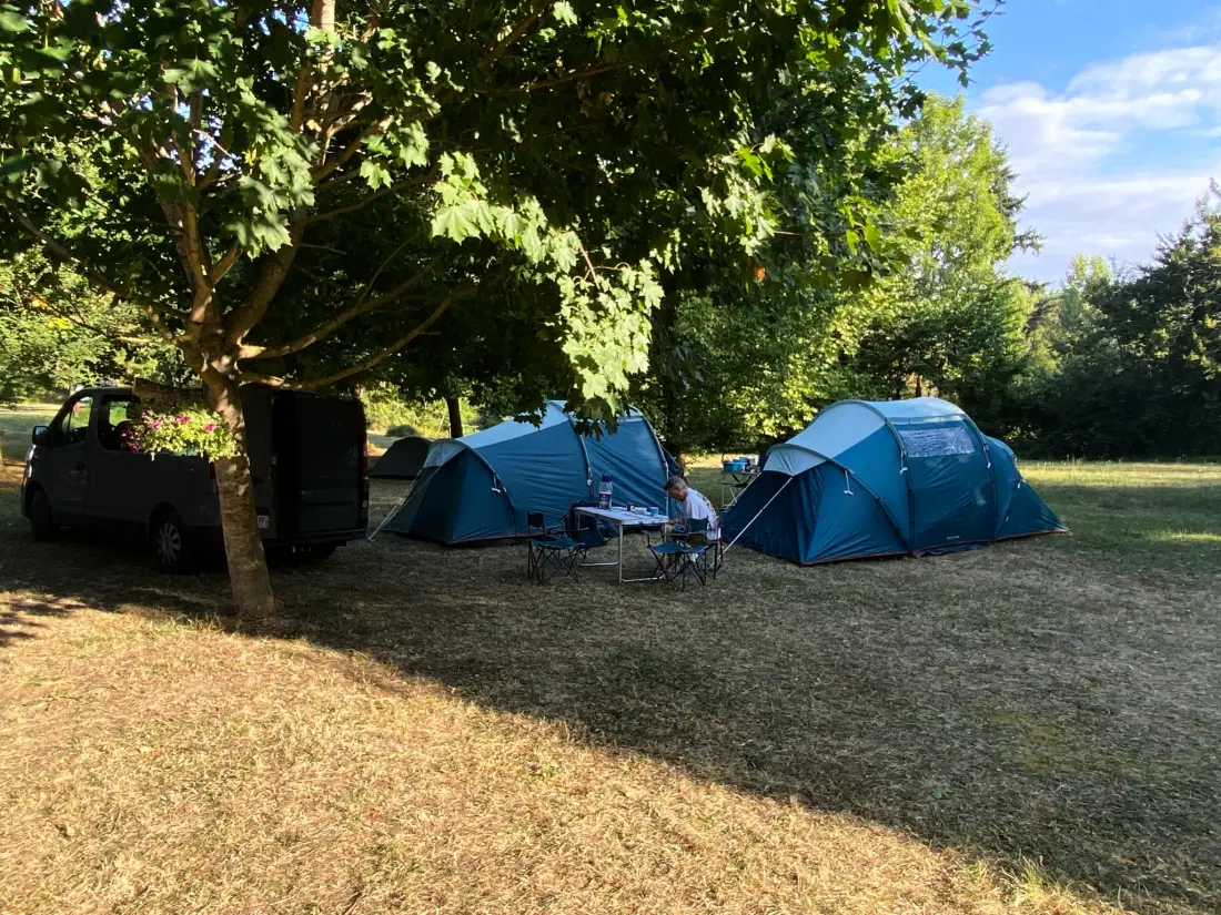 Camping Des Deux Séquoias 1 étoiles★