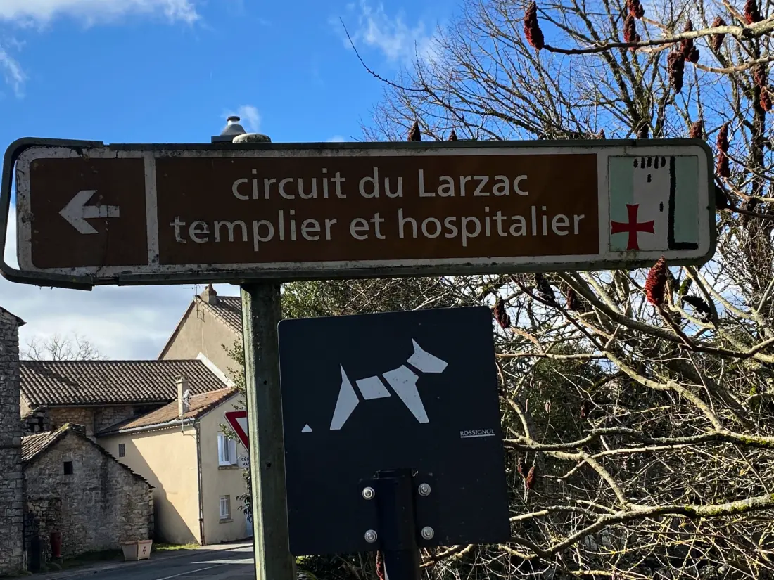 Camping Des Deux Séquoias 1 étoiles★