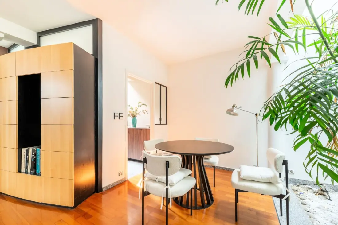 Grande Maison De 250m² Entièrement Rénovée