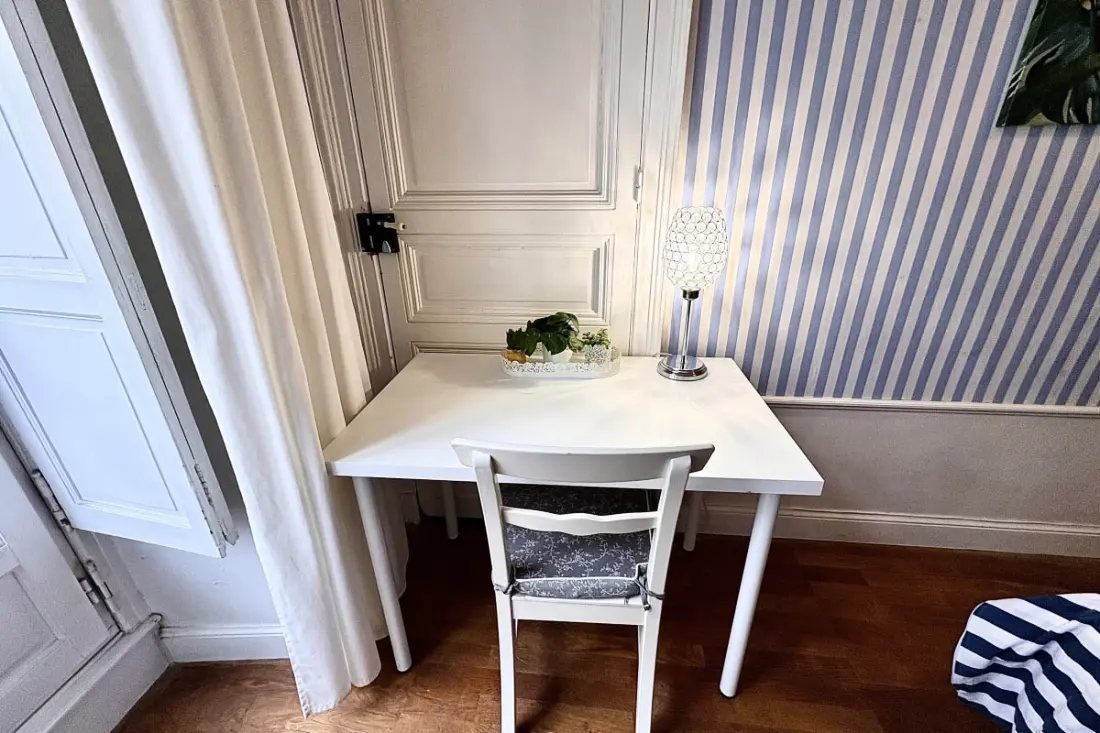 Appartement Lumineux Plein De Charme