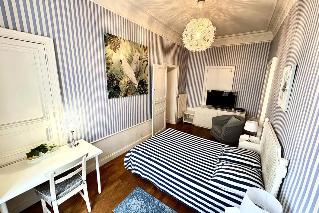 Appartement Lumineux Plein De Charme