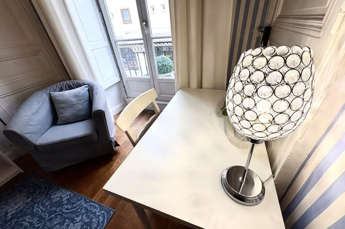 Appartement Lumineux Plein De Charme