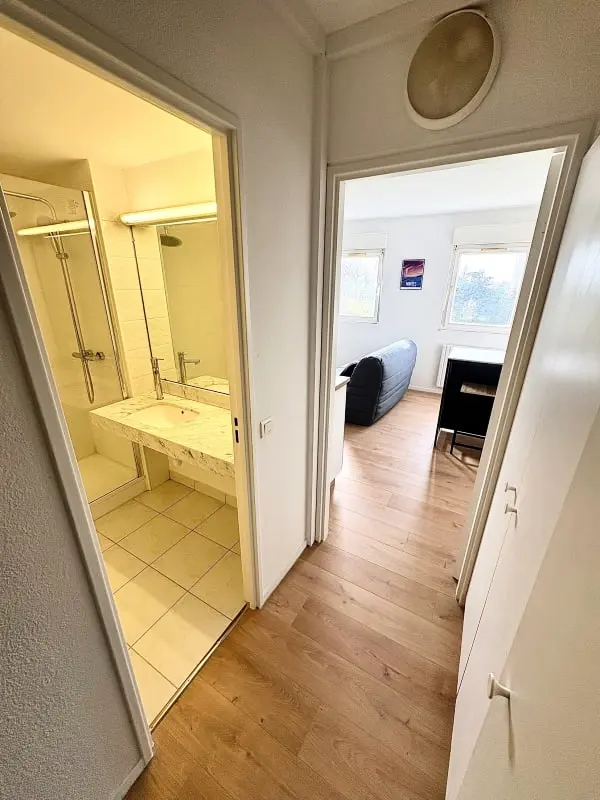 Studio Lumineux Avec Vue Au Cœur De Nantes