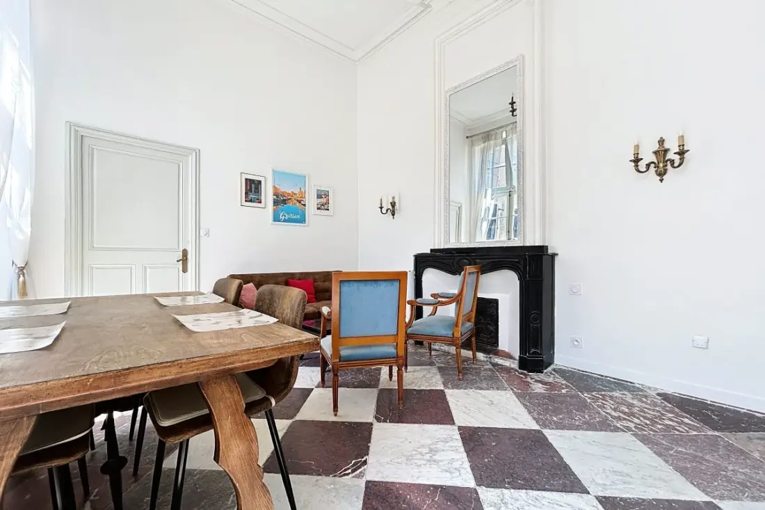 Appartement De Charme à Narbonne