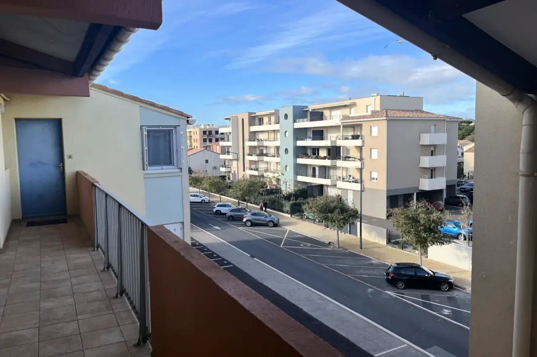 Appt  Plein Centre Proche De La Plage
