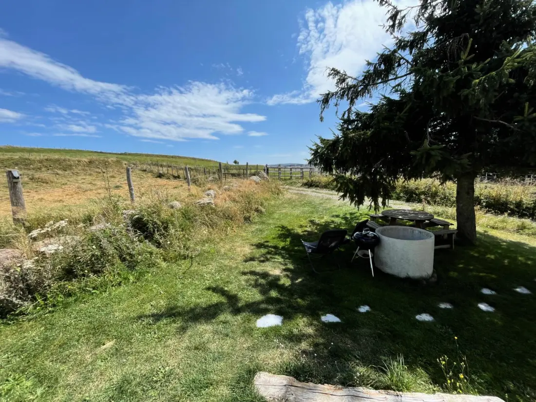 Gîte de France L'oustal 2/3 personnes à montgrousset 2 épis