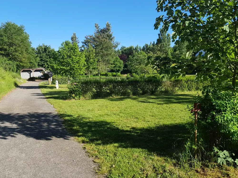 Camping du Lac de Bonnefon 3 étoiles★★★