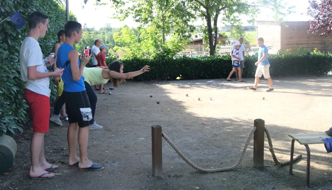 Camping du Lac de Bonnefon 3 étoiles★★★