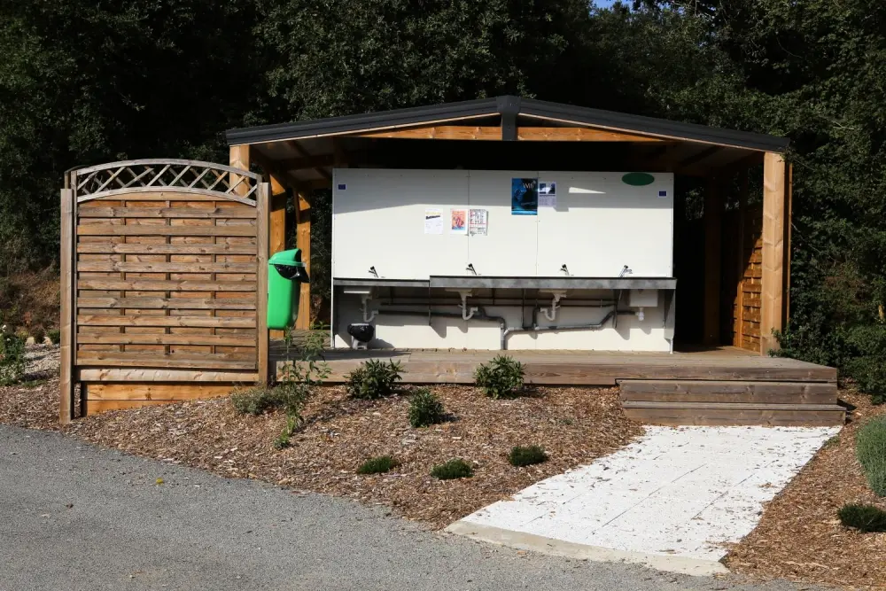 Camping du Lac de Bonnefon 3 étoiles★★★